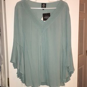 Bobeau 3/4 Sleeve Blue V-neck